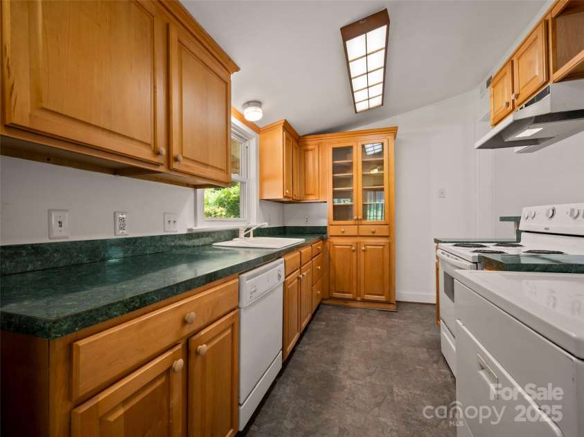 2010 US Hwy 176 None, Tryon, NC 28782.  MLS# CAR4253707, YatesRealty ID 14681. 