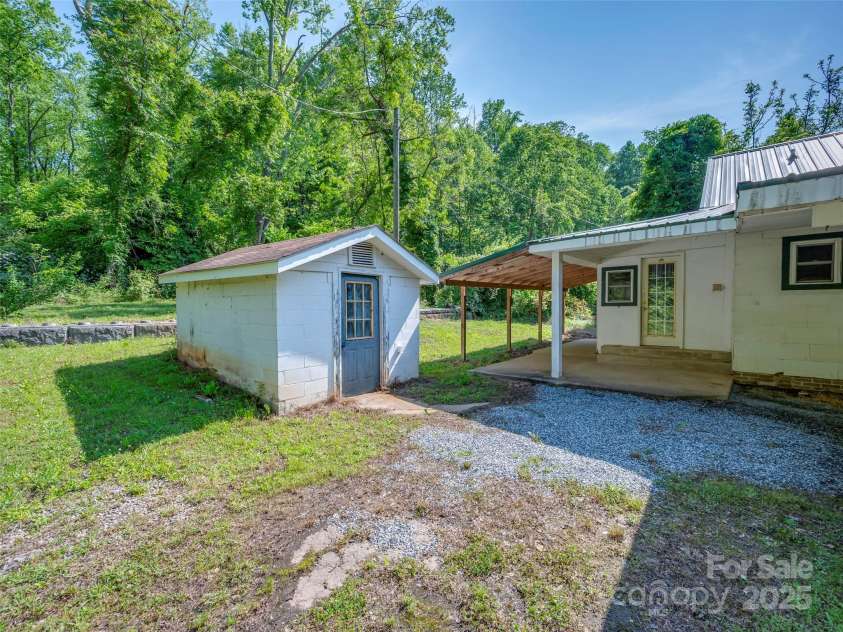 2010 US Hwy 176 None, Tryon, NC 28782.  MLS# CAR4253707, YatesRealty ID 14681. 