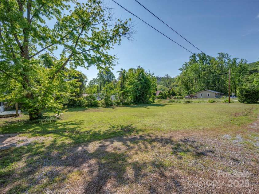2010 US Hwy 176 None, Tryon, NC 28782.  MLS# CAR4253707, YatesRealty ID 14681. 