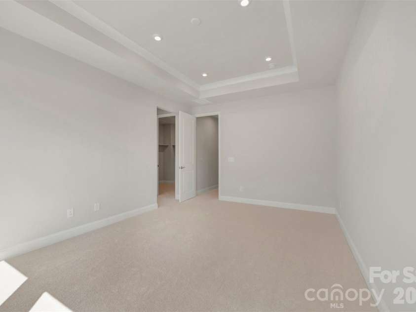 467 Nash Street, Fort Mill, SC 29715.  MLS# CAR4396271, YatesRealty ID 14682. Tray Ceiling Feature