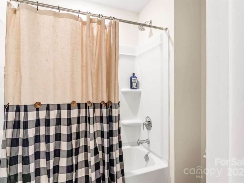 4112 Steel Way, Sherrills Ford, NC 28673.  MLS# CAR4242524, YatesRealty ID 14683. 