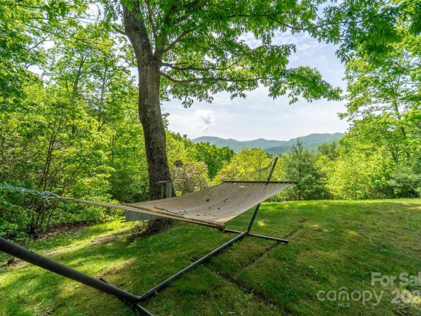 354 Ivy Ridge Circle, Sylva, NC 29779.  MLS# CAR4262609, YatesRealty ID 14687. 