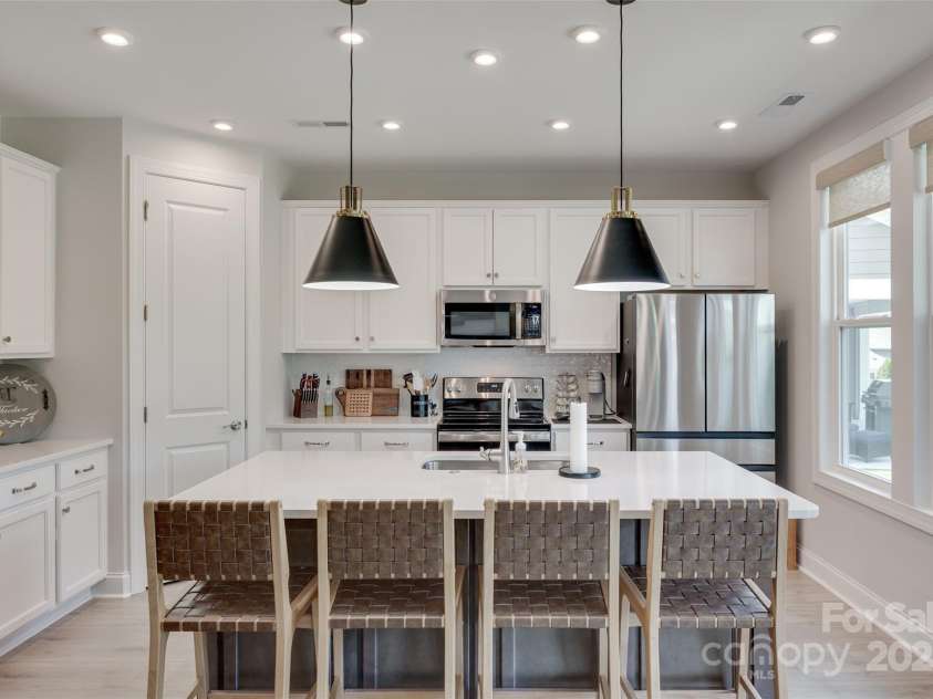 3029 Trace Meadow Court, York, SC 29745.  MLS# CAR4250027, YatesRealty ID 14688. Kitchen  Island