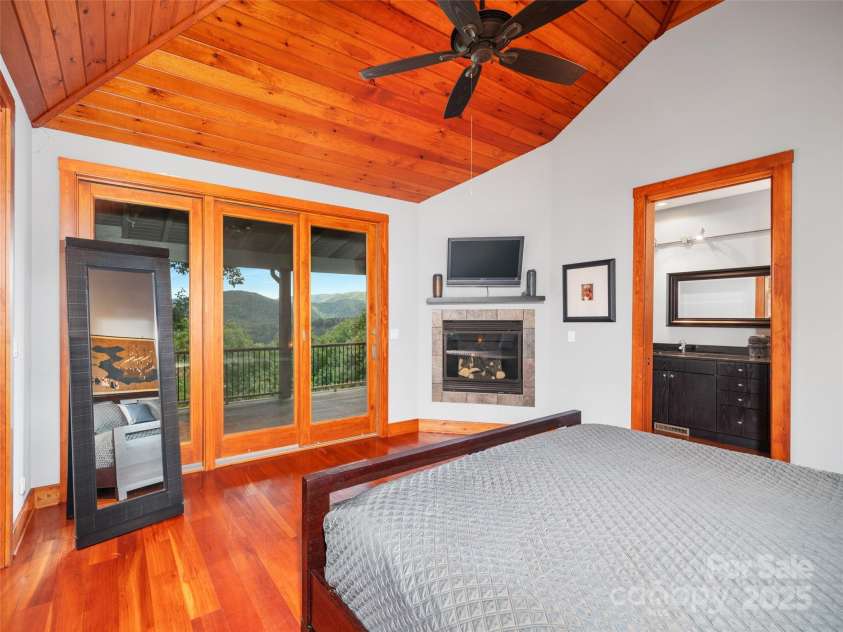 393 Deer Trail Drive, Burnsville, NC 28714.  MLS# CAR4187014, YatesRealty ID 14691. 
