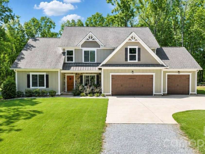 514 Arcadia Lane, Monroe, NC 28112.  MLS# CAR4364222, YatesRealty ID 14691. 