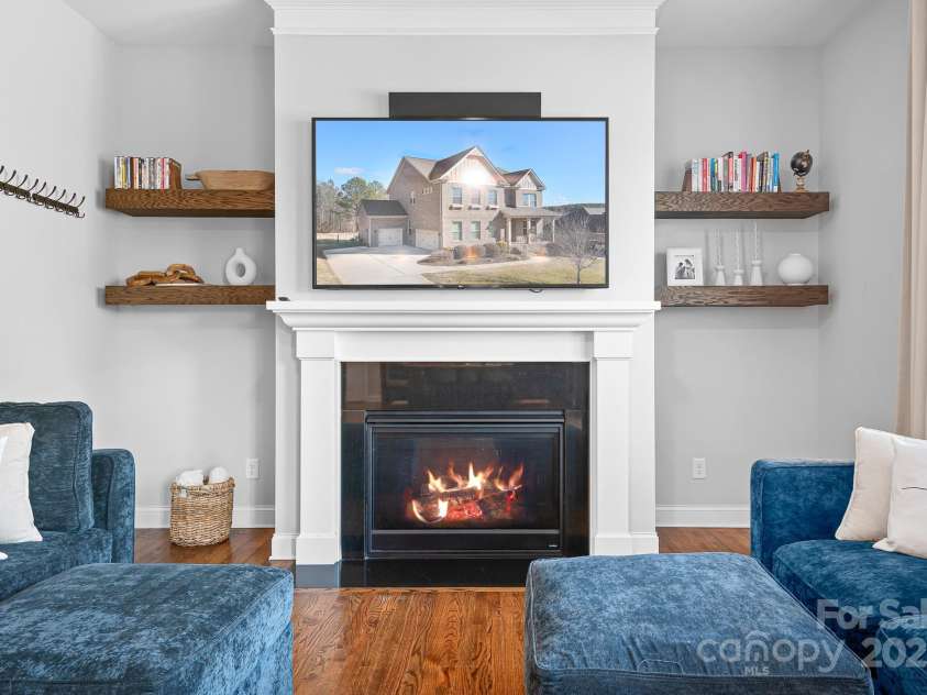 6361 Willow Farm Drive, Denver, NC 28037.  MLS# CAR4219563, YatesRealty ID 14692. 