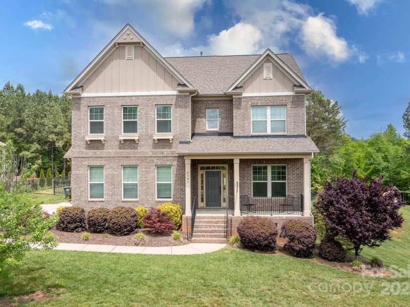 6361 Willow Farm Drive, Denver, NC 28037.  MLS# CAR4219563, YatesRealty ID 14692. 
