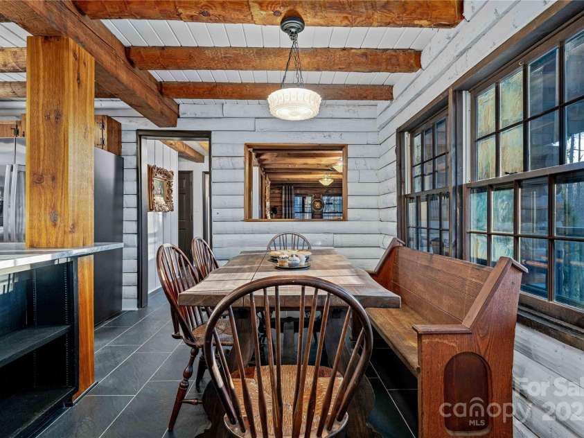 16 Decker Drive, Asheville, NC 28803.  MLS# CAR4246588, YatesRealty ID 14693. 