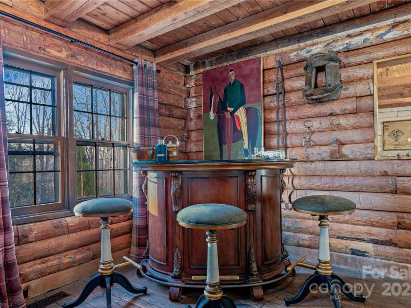 16 Decker Drive, Asheville, NC 28803.  MLS# CAR4246588, YatesRealty ID 14693. 