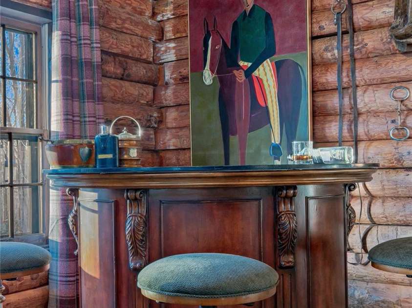 16 Decker Drive, Asheville, NC 28803.  MLS# CAR4246588, YatesRealty ID 14693. 