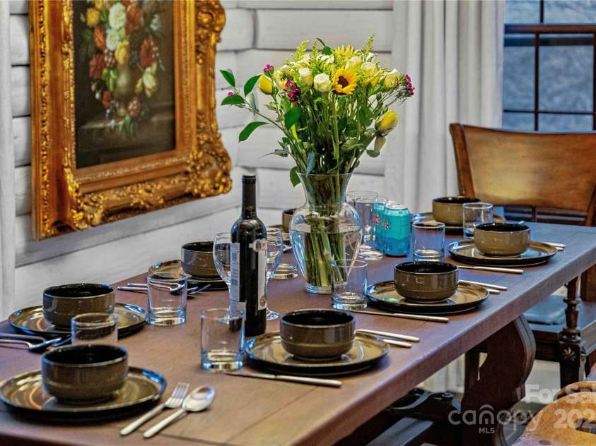 16 Decker Drive, Asheville, NC 28803.  MLS# CAR4246588, YatesRealty ID 14693. 