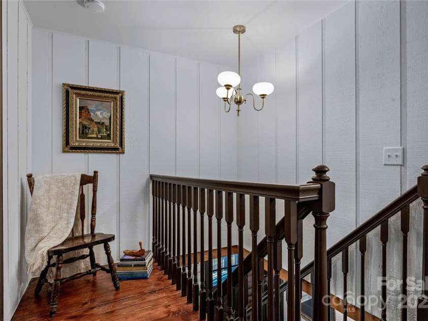 16 Decker Drive, Asheville, NC 28803.  MLS# CAR4246588, YatesRealty ID 14693. 