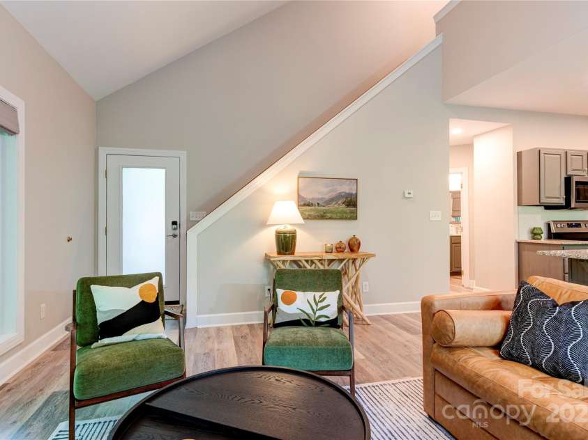 145 Inn At Crestwood Drive, Boone, NC 28607.  MLS# CAR4263351, YatesRealty ID 14694. 