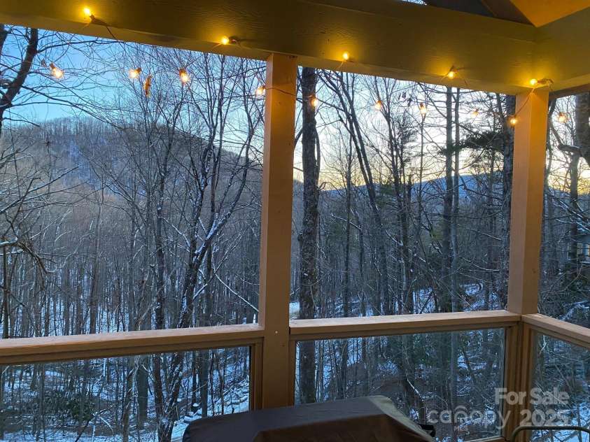 145 Inn At Crestwood Drive, Boone, NC 28607.  MLS# CAR4263351, YatesRealty ID 14694. 