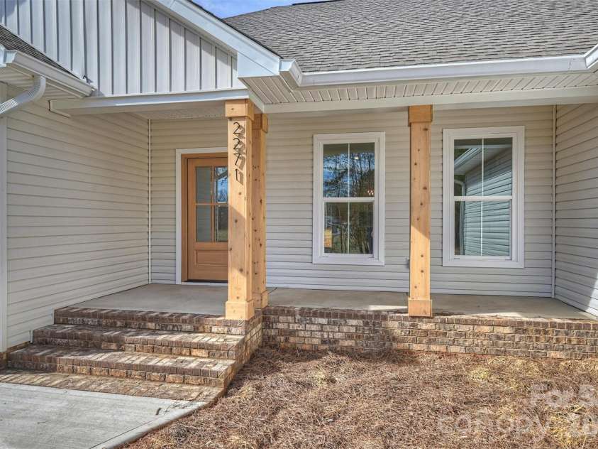 2271 Lee Lawing Road, Lincolnton, NC 28092.  MLS# CAR4348946, YatesRealty ID 14694. 