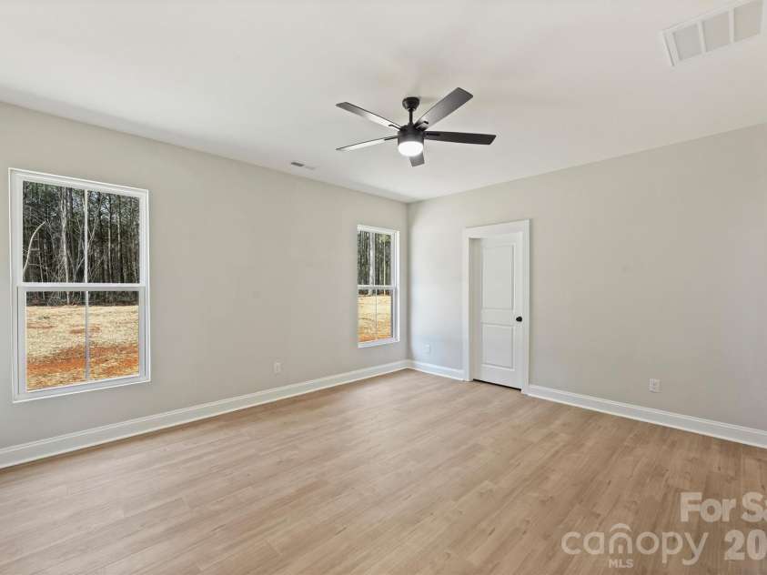 2271 Lee Lawing Road, Lincolnton, NC 28092.  MLS# CAR4348946, YatesRealty ID 14694. 