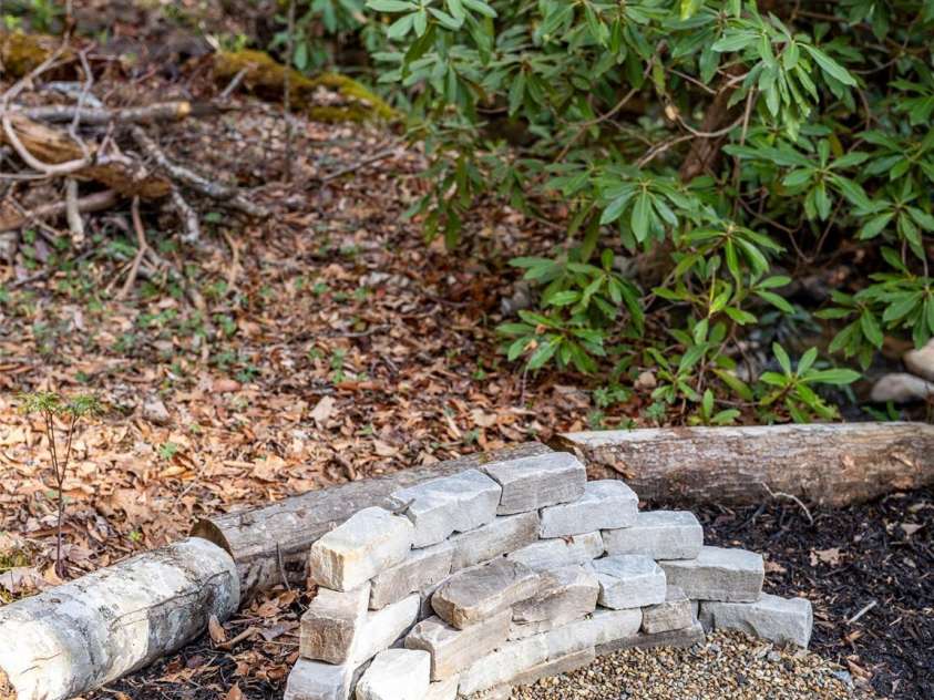 7 Brooksong Drive, Asheville, NC 28805.  MLS# CAR4238876, YatesRealty ID 14695. 