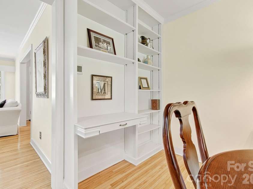 41 Arthur Road, Asheville, NC 28806.  MLS# CAR4371135, YatesRealty ID 14696. 