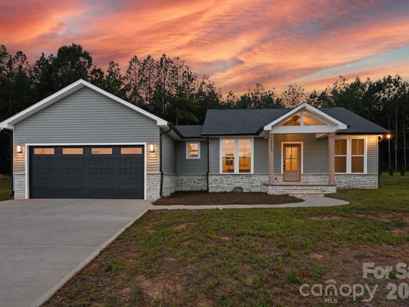 2263 Lee Lawing Road, Lincolnton, NC 28092.  MLS# CAR4416938, YatesRealty ID 14697. 