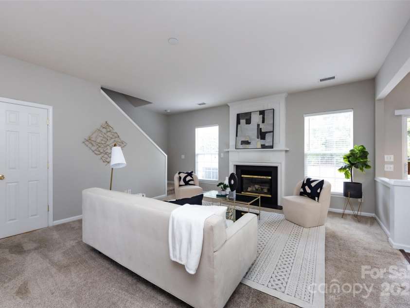 8040 Flanders Street, Charlotte, NC 28277.  MLS# CAR4256600, YatesRealty ID 14697. 