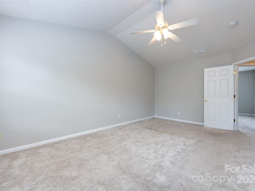 8040 Flanders Street, Charlotte, NC 28277.  MLS# CAR4256600, YatesRealty ID 14697. 