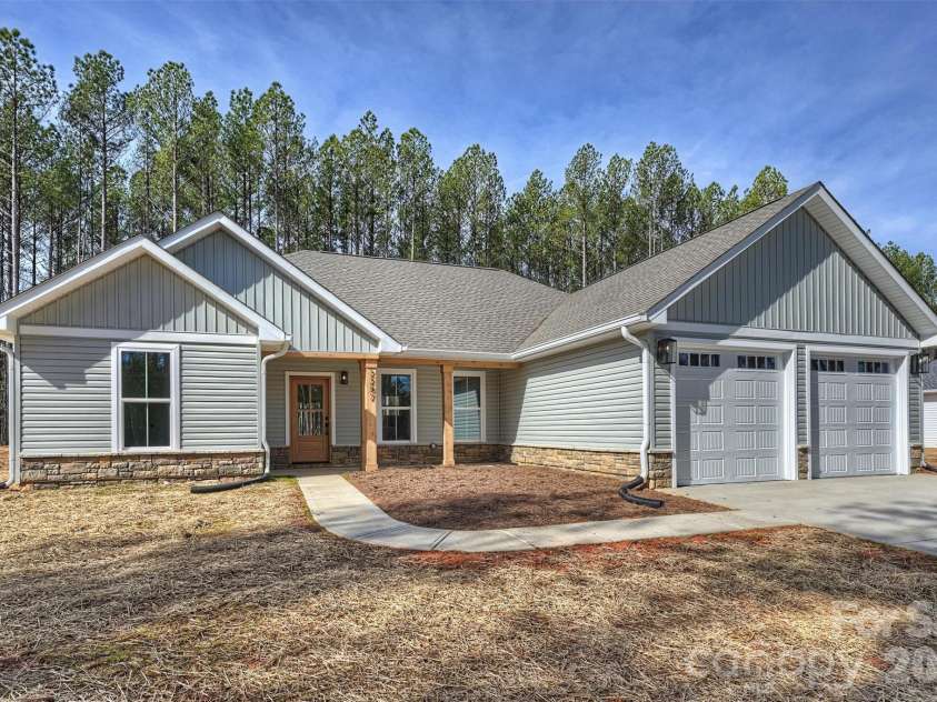 2287 Lee Lawing Road, Lincolnton, NC 28092.  MLS# CAR4349017, YatesRealty ID 14698. 