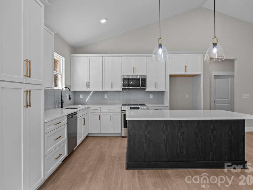 2287 Lee Lawing Road, Lincolnton, NC 28092.  MLS# CAR4349017, YatesRealty ID 14698. 