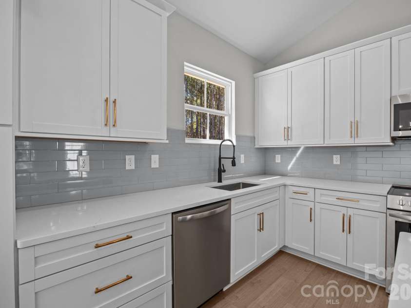 2287 Lee Lawing Road, Lincolnton, NC 28092.  MLS# CAR4349017, YatesRealty ID 14698. 
