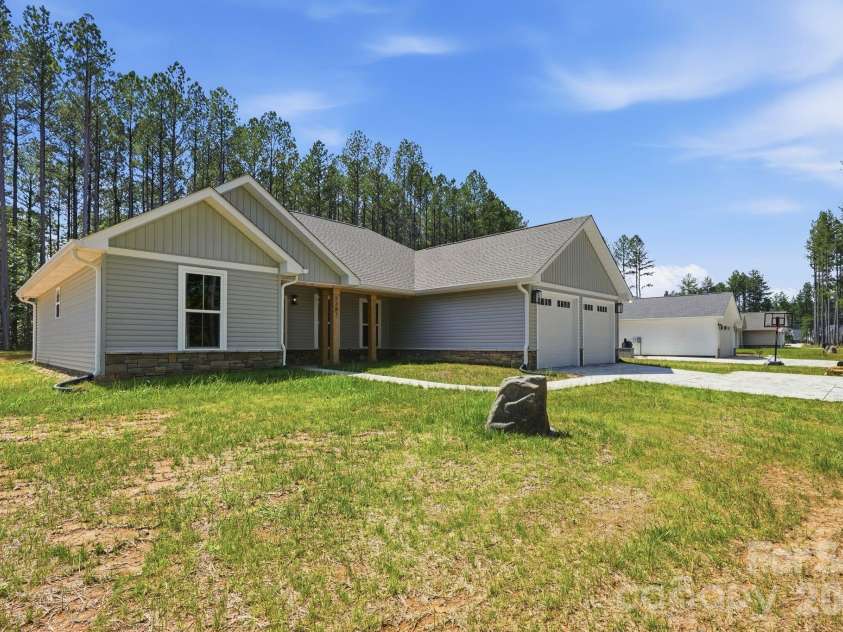 2287 Lee Lawing Road, Lincolnton, NC 28092.  MLS# CAR4349017, YatesRealty ID 14698. 