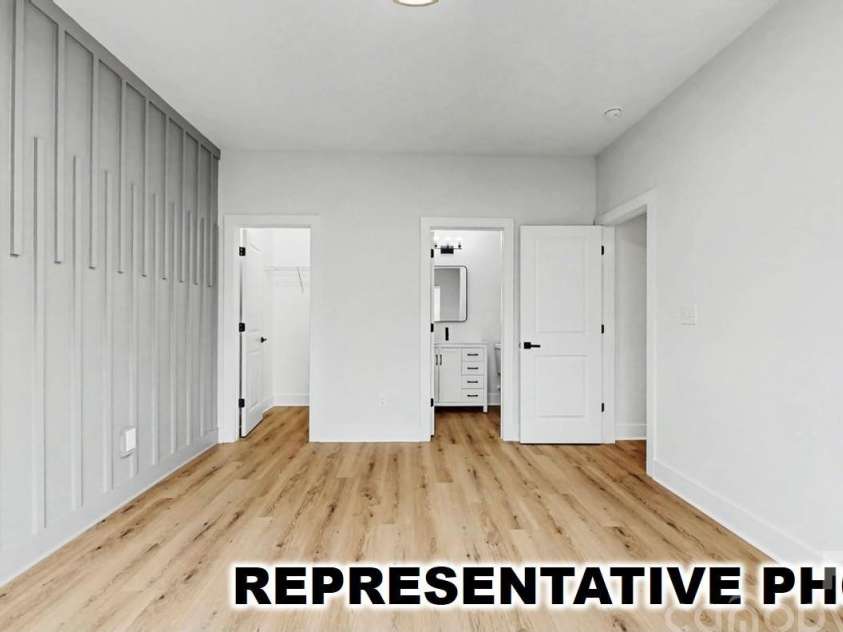 106 Outback Lane, Dallas, NC 28034.  MLS# CAR4364178, YatesRealty ID 14699. 