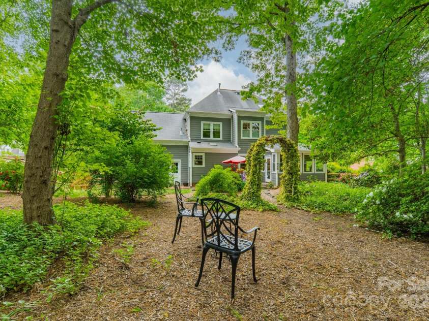14926 Chilgrove Lane, Huntersville, NC 28078.  MLS# CAR4247740, YatesRealty ID 14699. Back Yard