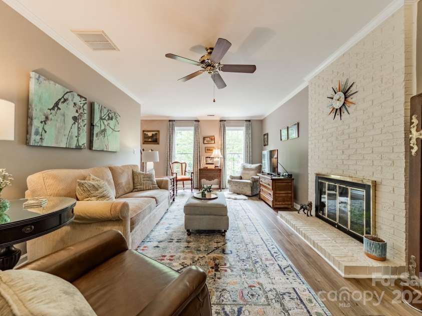 14926 Chilgrove Lane, Huntersville, NC 28078.  MLS# CAR4247740, YatesRealty ID 14699. Living Room