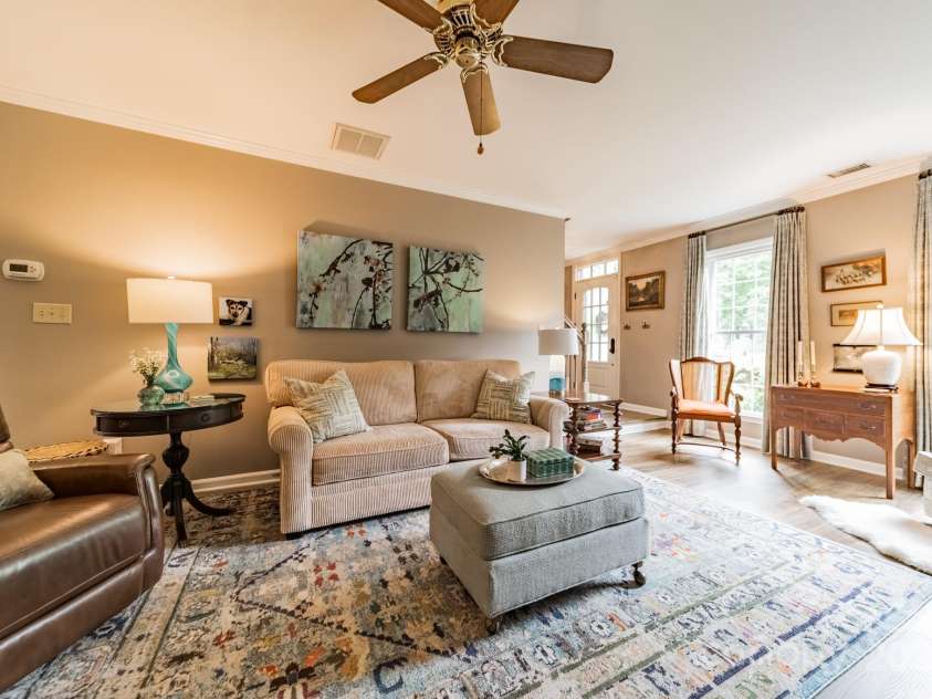 14926 Chilgrove Lane, Huntersville, NC 28078.  MLS# CAR4247740, YatesRealty ID 14699. Living Room