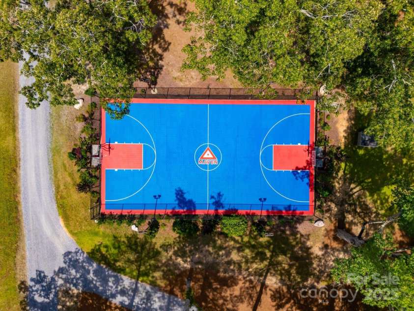 3759 NC 24/27 Highway, Cameron, NC 28326.  MLS# CAR4277323, YatesRealty ID 147. Basketball Court