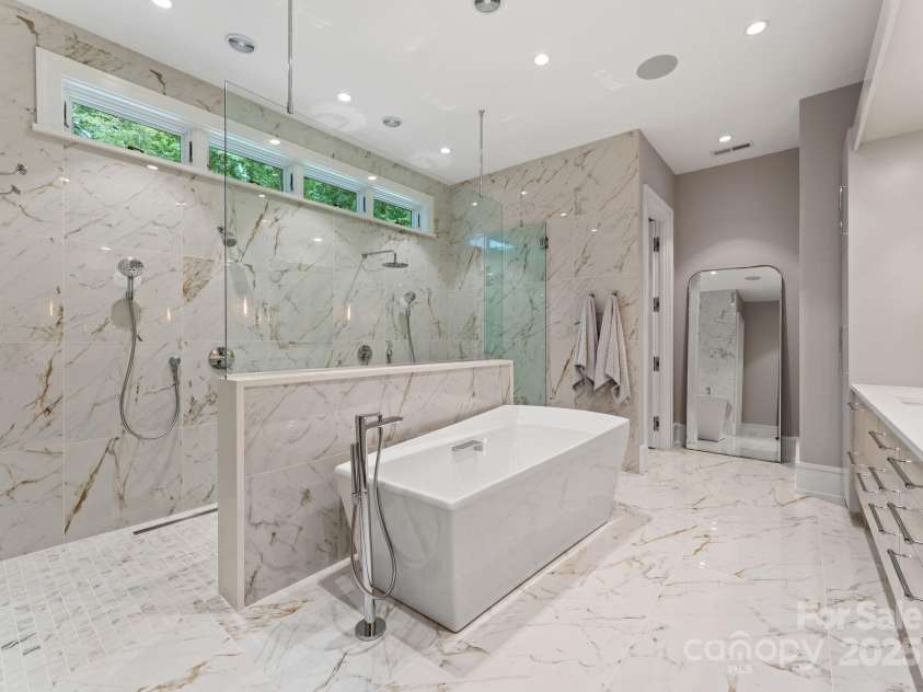 3759 NC 24/27 Highway, Cameron, NC 28326.  MLS# CAR4277323, YatesRealty ID 147. Flagship Residence Primary Ensuite