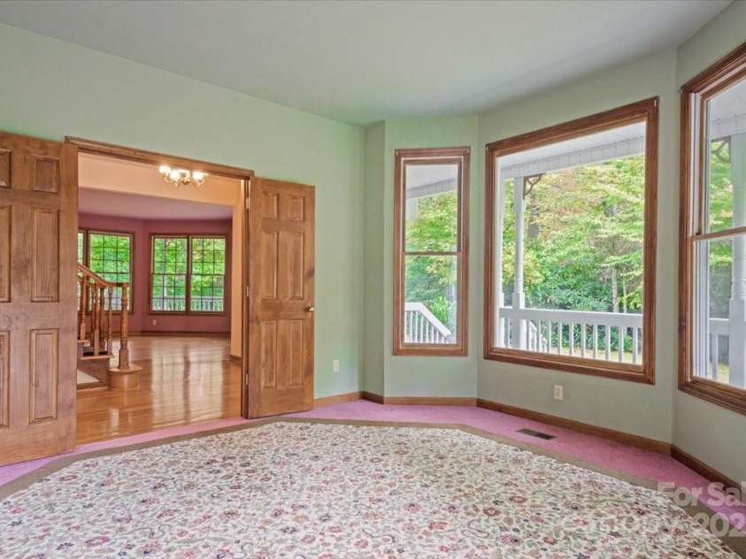 5580 Greenville Highway, Brevard, NC 28712.  MLS# CAR4196657, YatesRealty ID 147. Primary bedroom