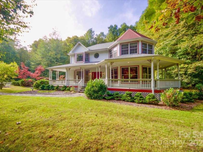 5580 Greenville Highway, Brevard, NC 28712.  MLS# CAR4196657, YatesRealty ID 147. Welcome home