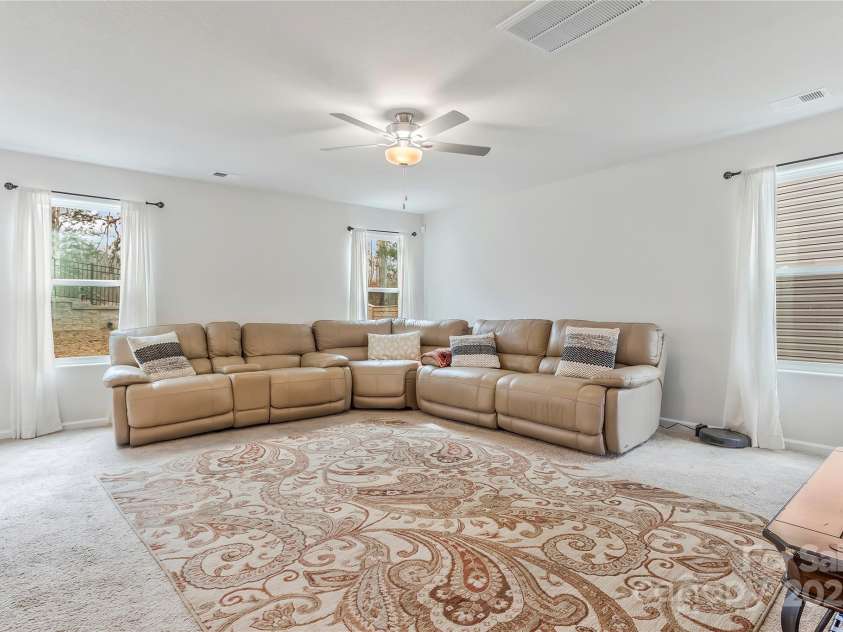 561 Hawley Street, Charlotte, NC 28214.  MLS# CAR4223015, YatesRealty ID 1470. 