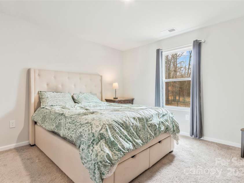 561 Hawley Street, Charlotte, NC 28214.  MLS# CAR4223015, YatesRealty ID 1470. 