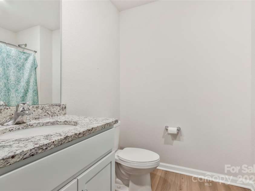 561 Hawley Street, Charlotte, NC 28214.  MLS# CAR4223015, YatesRealty ID 1470. 