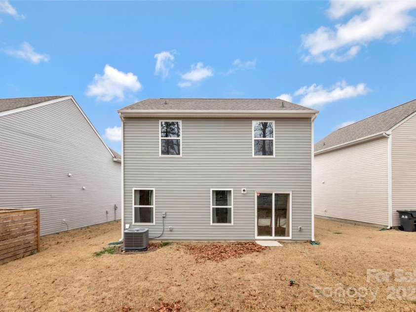 561 Hawley Street, Charlotte, NC 28214.  MLS# CAR4223015, YatesRealty ID 1470. 