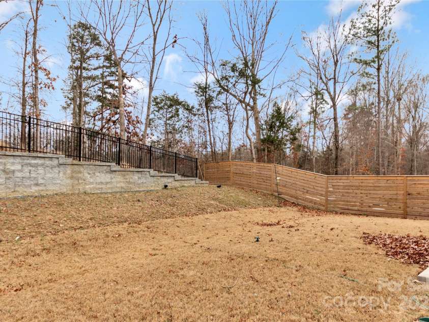 561 Hawley Street, Charlotte, NC 28214.  MLS# CAR4223015, YatesRealty ID 1470. 