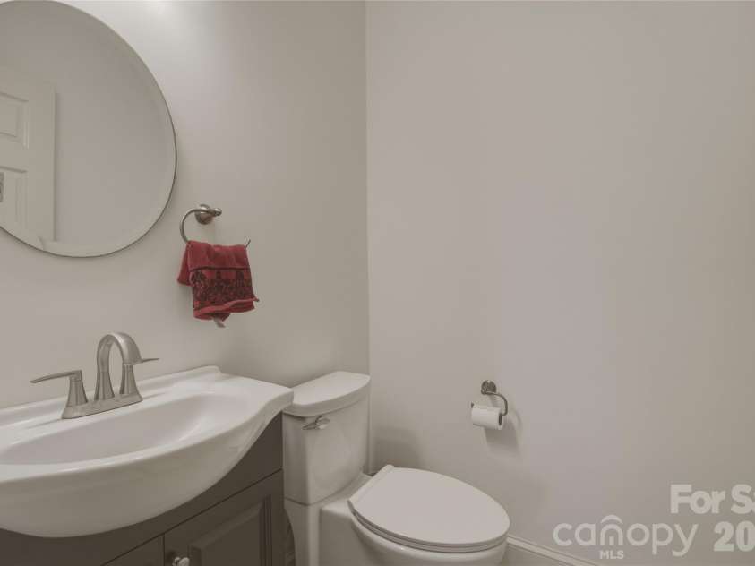 623 Normandy Road, Mooresville, NC 28117.  MLS# CAR4369080, YatesRealty ID 14700. Half bathroom
