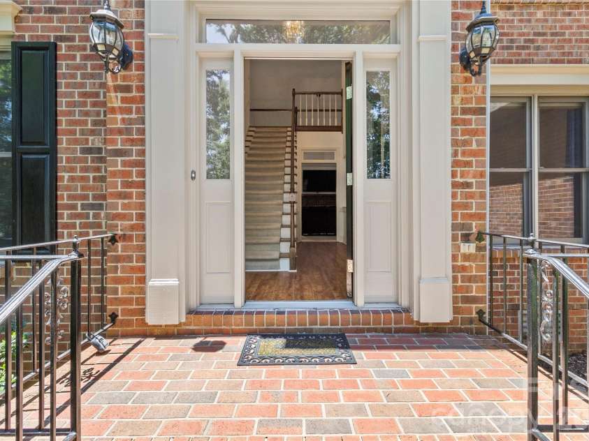 623 Normandy Road, Mooresville, NC 28117.  MLS# CAR4404379, YatesRealty ID 14700. 