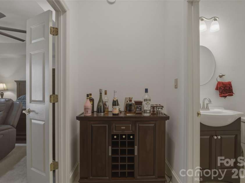 623 Normandy Road, Mooresville, NC 28117.  MLS# CAR4404379, YatesRealty ID 14700. 