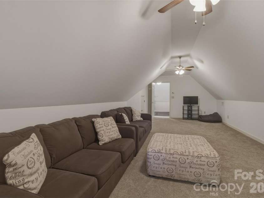 623 Normandy Road, Mooresville, NC 28117.  MLS# CAR4404379, YatesRealty ID 14700. 