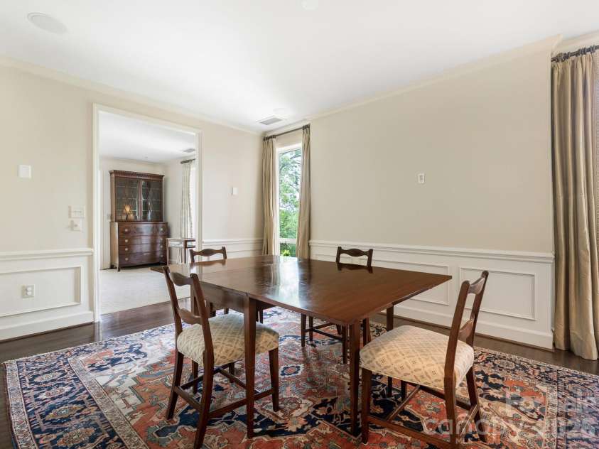 840 Cherokee Road, Charlotte, NC 28207.  MLS# CAR4363391, YatesRealty ID 14701. Dining Room 