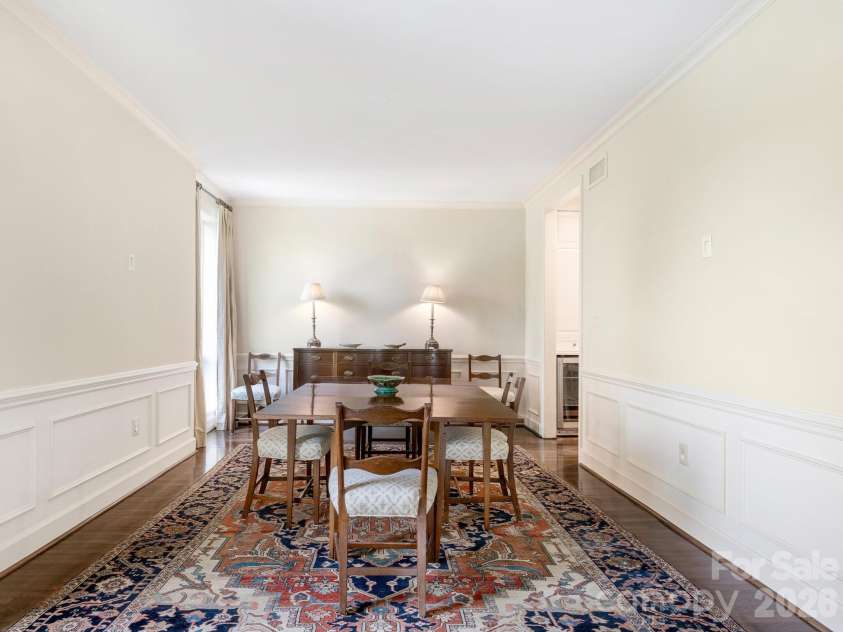 840 Cherokee Road, Charlotte, NC 28207.  MLS# CAR4363391, YatesRealty ID 14701. Dining Room 