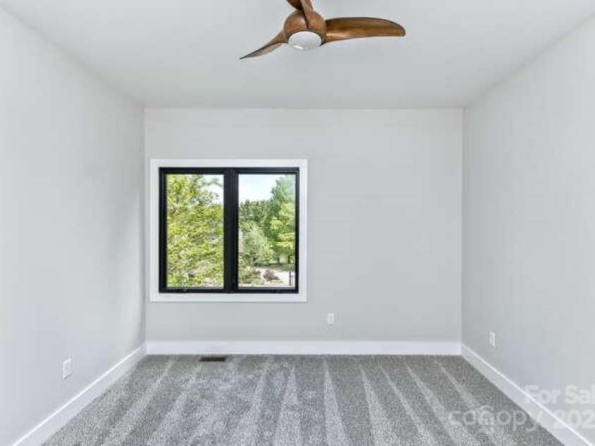 19 Fairway Falls Road, Mills River, NC 28759.  MLS# CAR4294520, YatesRealty ID 14702. 