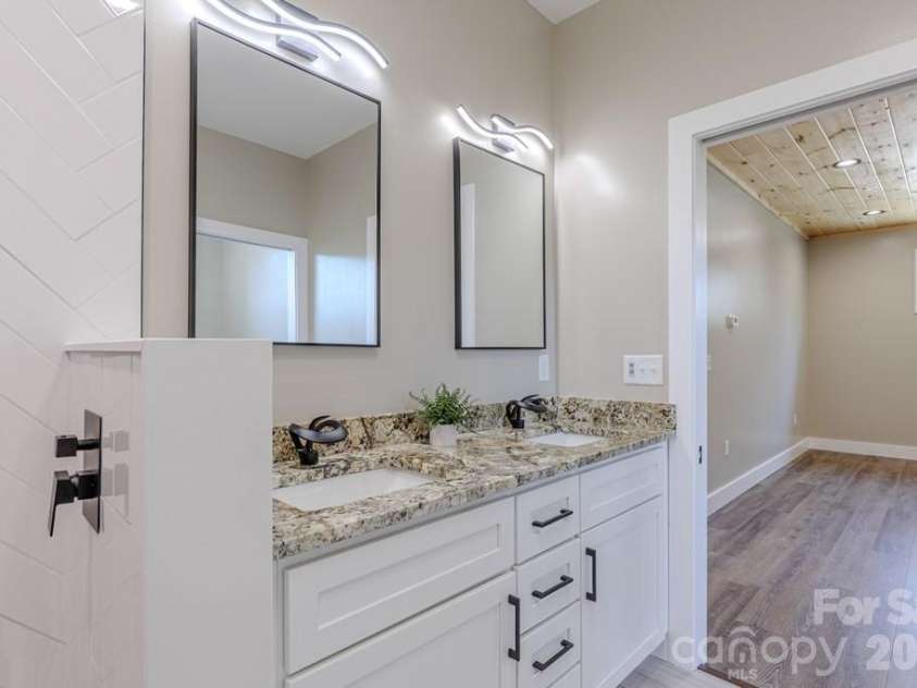 85 Elrod Drive, Ela, NC 28789.  MLS# CAR4367782, YatesRealty ID 14702. 
